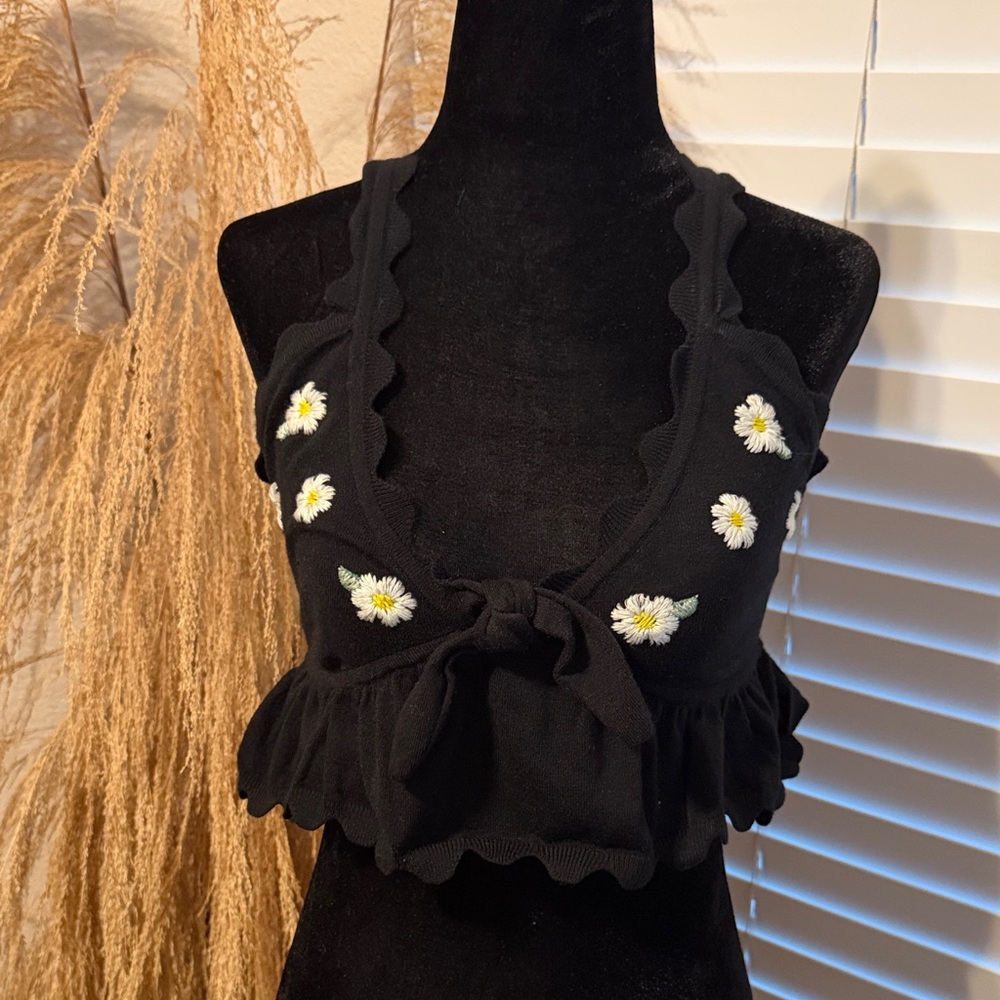 For Love And Lemons Black Daisy Embroidered Crop Top - NWOT
